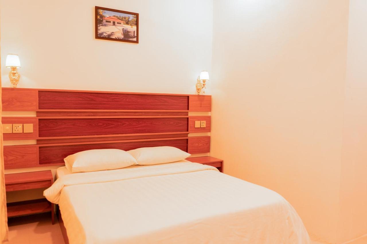 Feridhoo Inn Extérieur photo