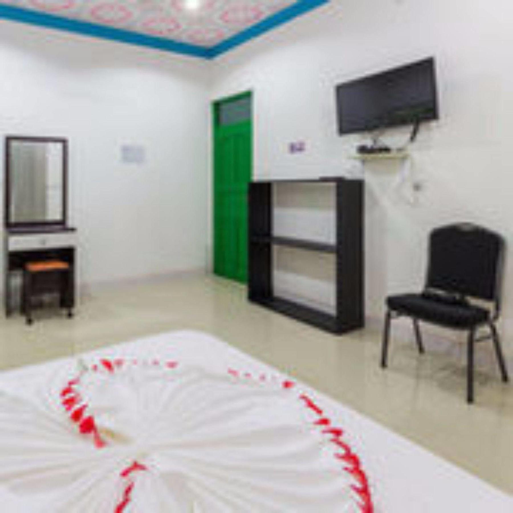 Feridhoo Inn Extérieur photo